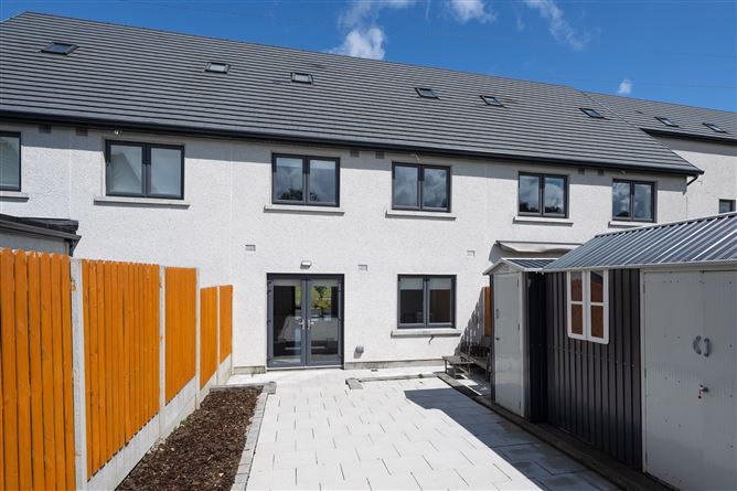 12 Rockville Avenue, Glenamuck Road, Carrickmines, Dublin 18