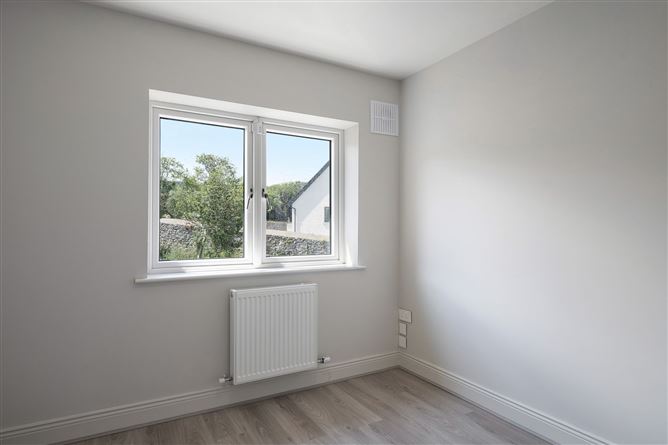12 Rockville Avenue, Glenamuck Road, Carrickmines, Dublin 18