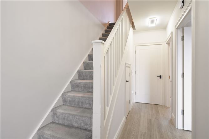 12 Rockville Avenue, Glenamuck Road, Carrickmines, Dublin 18