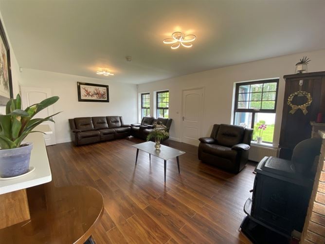 Roseville, Mullingar Road, Castlepollard, Co. Westmeath