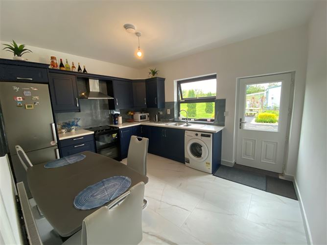 Roseville, Mullingar Road, Castlepollard, Co. Westmeath