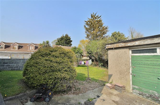 15a Brookwood Crescent, Artane, Dublin 5