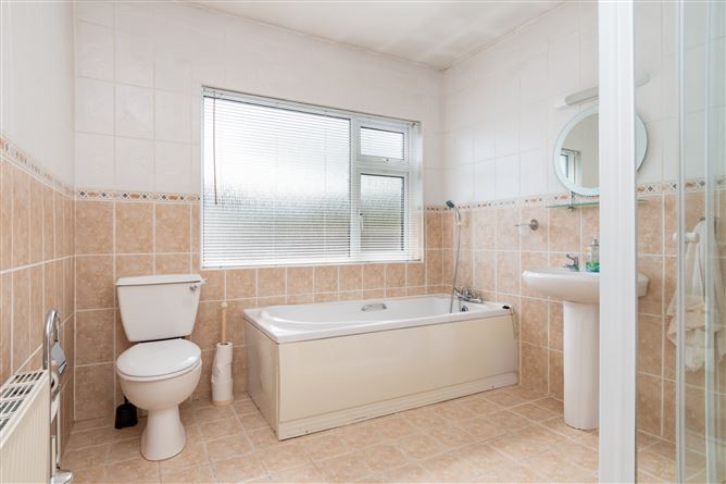 12 Cypress Lawn, Templeogue, Dublin 6W