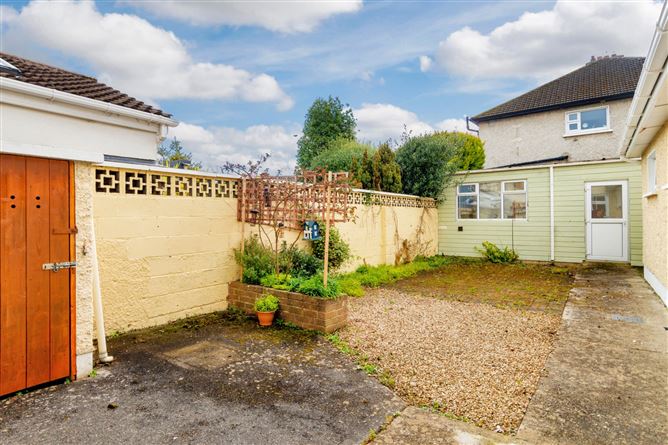 12 Cypress Lawn, Templeogue, Dublin 6W