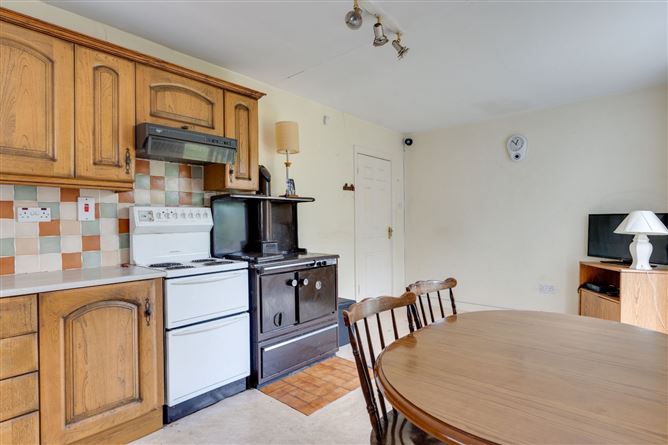 33 Pinewood Park, Rathfarnham, Dublin 14