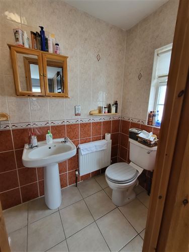 14 Sliabh View, Mohill, Leitrim