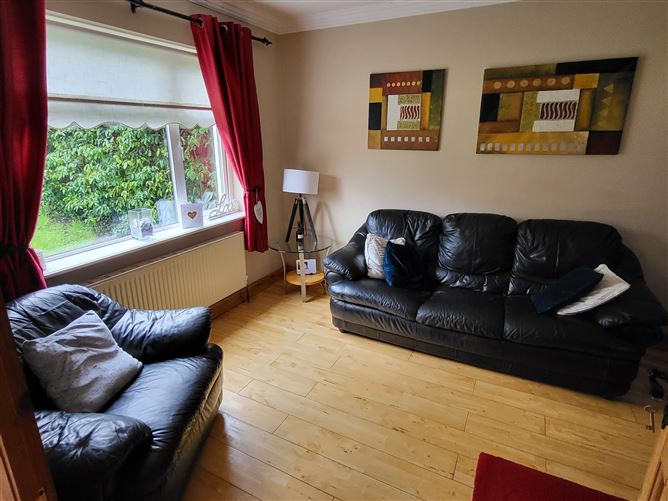 14 Sliabh View, Mohill, Leitrim