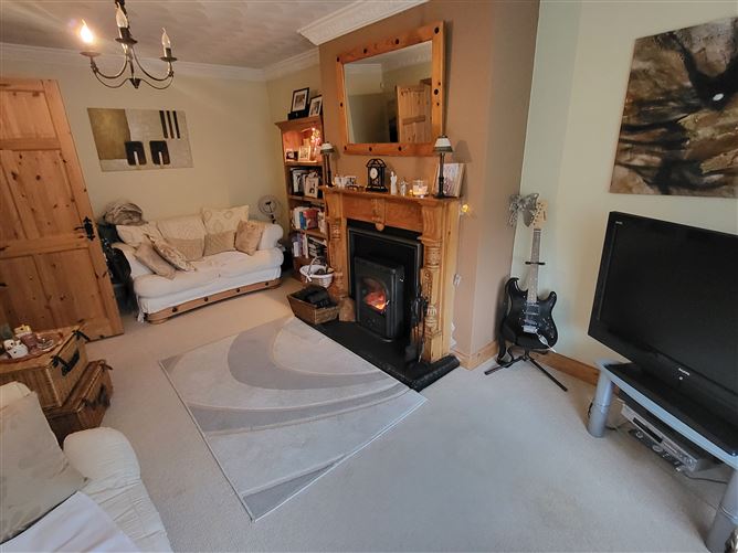 14 Sliabh View, Mohill, Leitrim