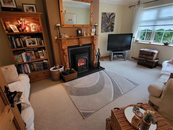 14 Sliabh View, Mohill, Leitrim