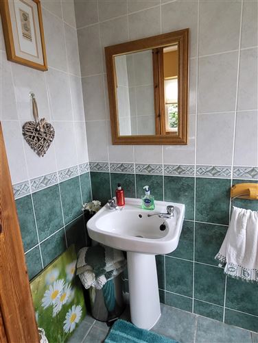 14 Sliabh View, Mohill, Leitrim