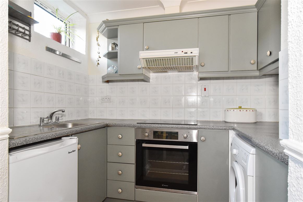 1 Montrose House, Whitestrand Park, Salthill, Galway