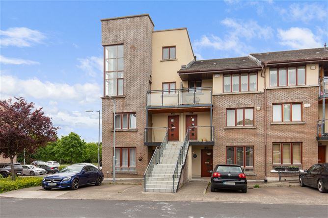 9 Belarmine Heath , Stepaside, Dublin 18