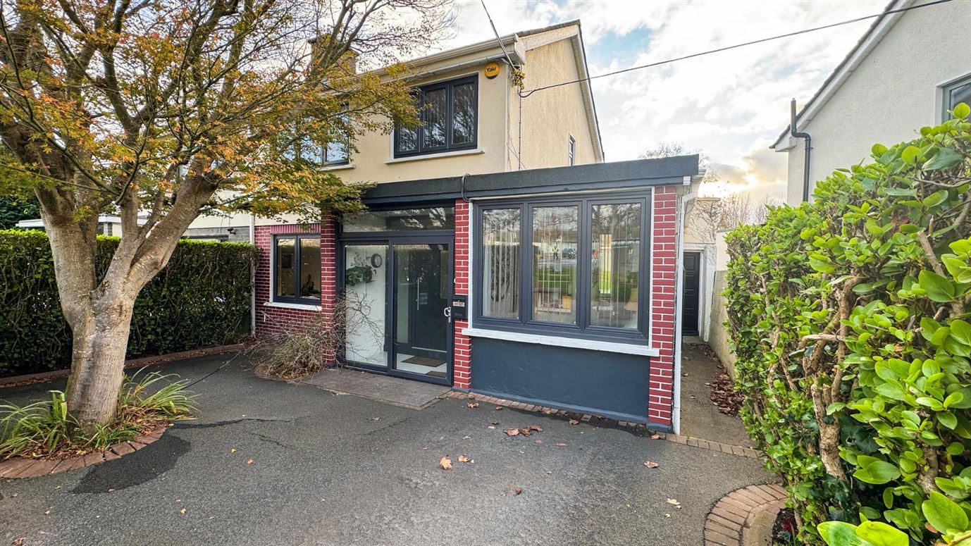 8 Hillview Drive, Pottery Road, Dun Laoghaire, County Dublin