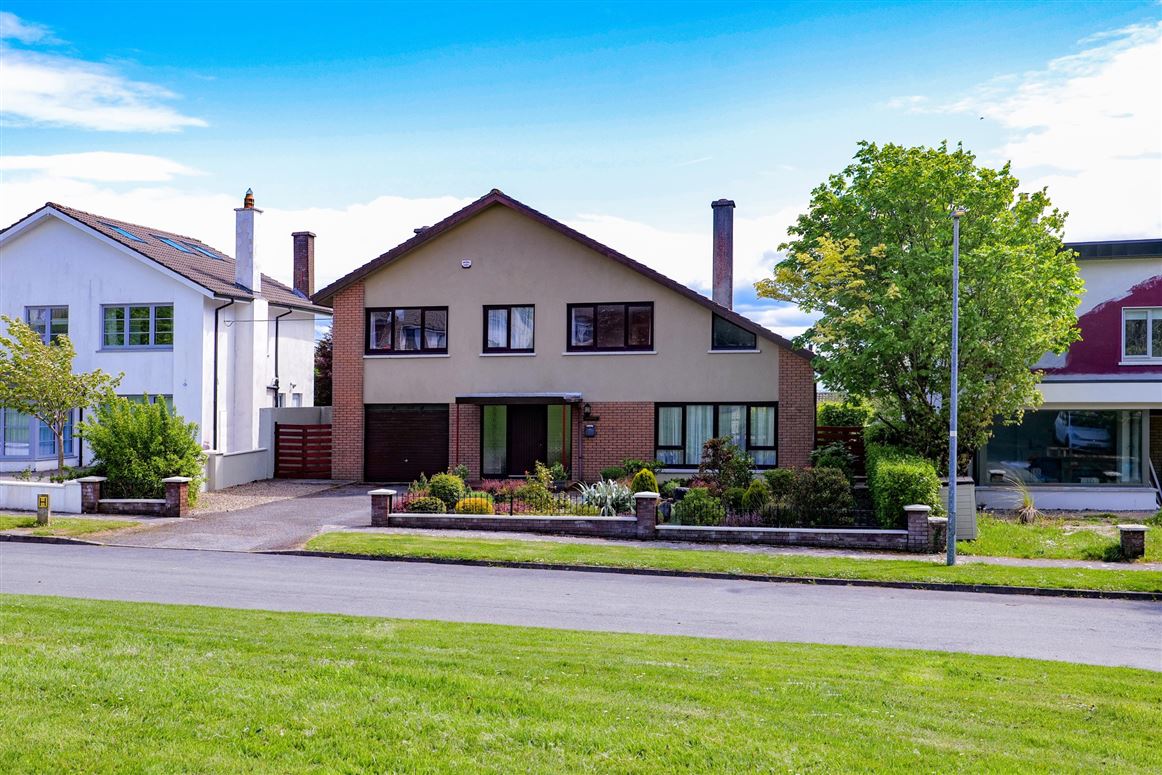 Morgenstern, 16 Ardmore, Taylors Hill, Galway