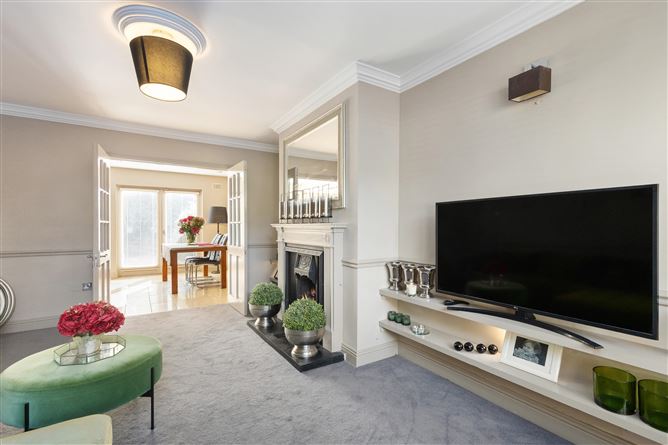 16 Glencairn Green, The Gallops, Leopardstown, Dublin 18