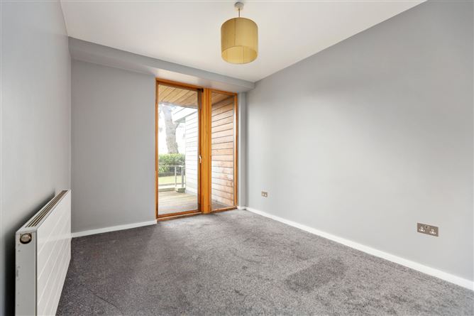 4 Lapwing, Thornwood, Booterstown Avenue, Booterstown, Dublin