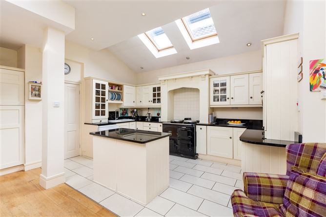 3 The Rise, Malahide, Co. Dublin