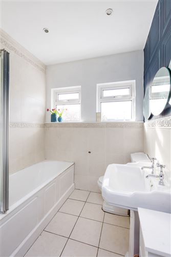 3 The Rise, Malahide, Co. Dublin