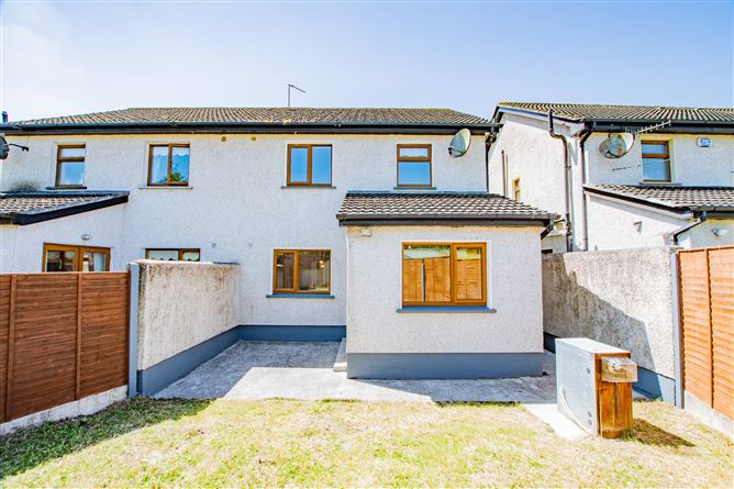3 Cois Caisleán,, Delvin, Westmeath