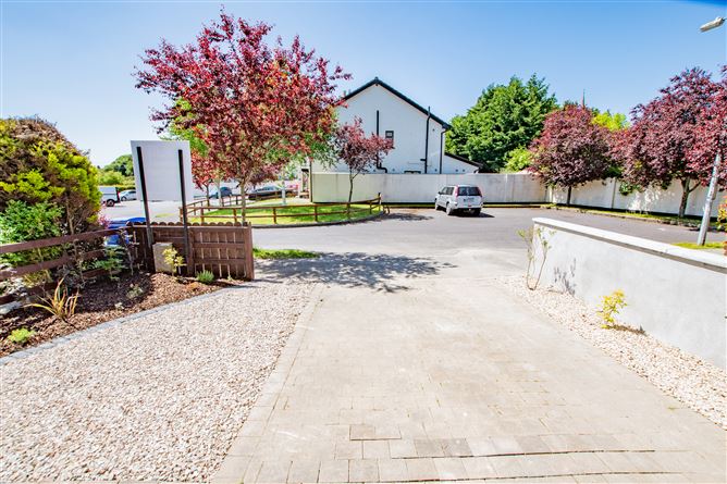 3 Cois Caisleán,, Delvin, Westmeath