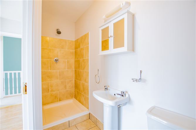 3 Cois Caisleán,, Delvin, Westmeath