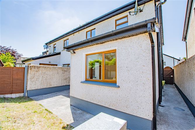 3 Cois Caisleán,, Delvin, Westmeath