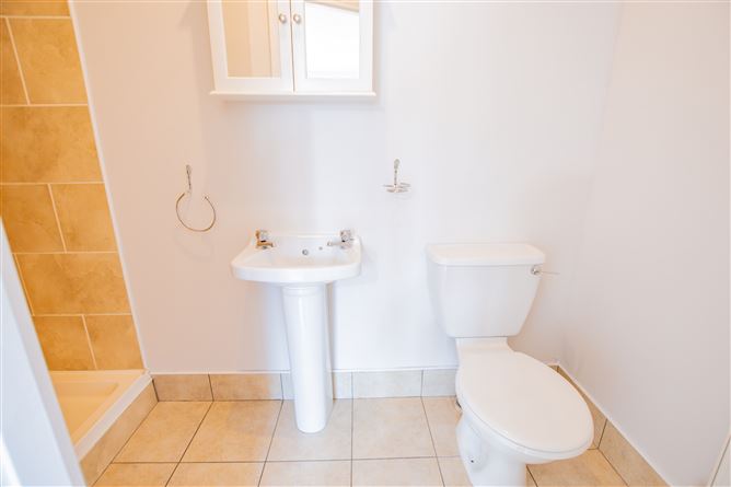 3 Cois Caisleán,, Delvin, Westmeath
