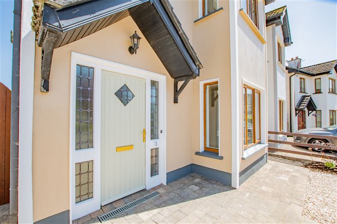 3 Cois Caisleán,, Delvin, Westmeath