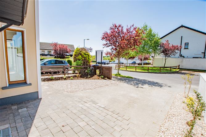 3 Cois Caisleán,, Delvin, Westmeath