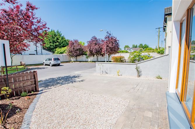 3 Cois Caisleán,, Delvin, Westmeath