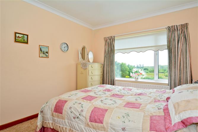 'Salmon Leap House', Scrahallia, Cashel, Galway