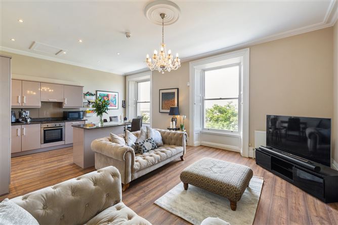 Apartment 4, 4 Charlemont Terrace, Crofton Road, Dun Laoghaire, Co. Dublin