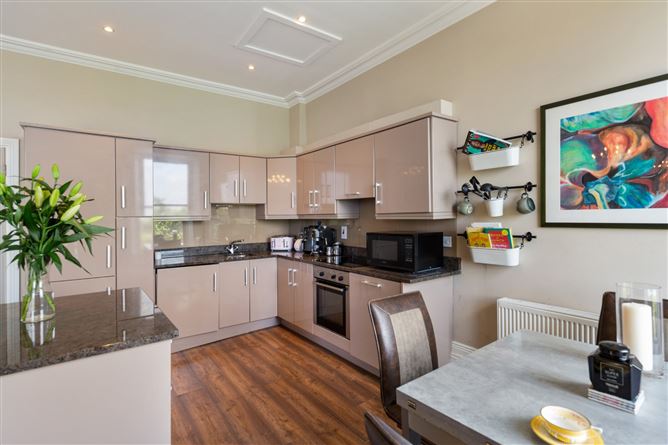 Apartment 4, 4 Charlemont Terrace, Crofton Road, Dun Laoghaire, Co. Dublin
