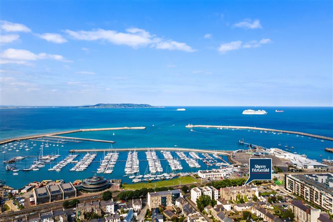Apartment 4, 4 Charlemont Terrace, Crofton Road, Dun Laoghaire, Co. Dublin