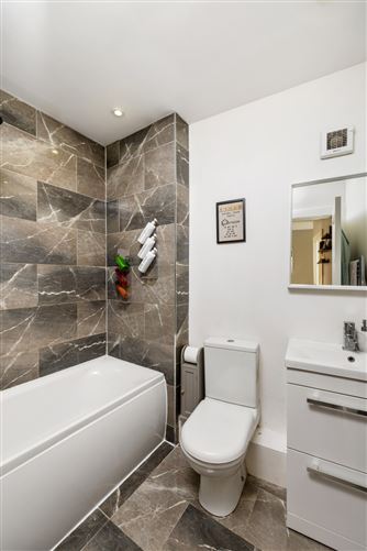 2a Cromcastle Green, Kilmore, Dublin 5