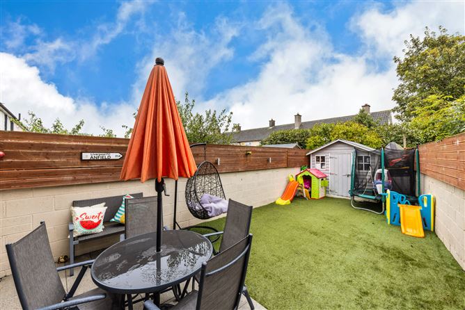 2a Cromcastle Green, Kilmore, Dublin 5