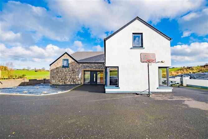 Tuitestown, Crookedwood, Mullingar, Co. Westmeath