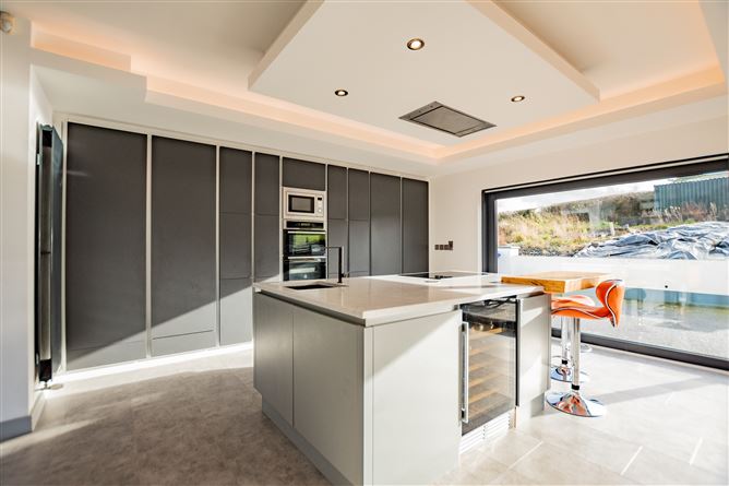 Tuitestown, Crookedwood, Mullingar, Co. Westmeath