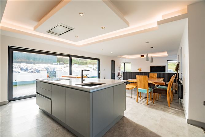 Tuitestown, Crookedwood, Mullingar, Co. Westmeath