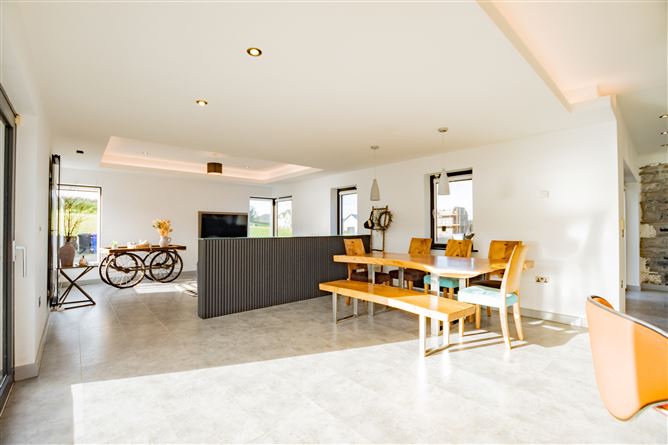 Tuitestown, Crookedwood, Mullingar, Co. Westmeath