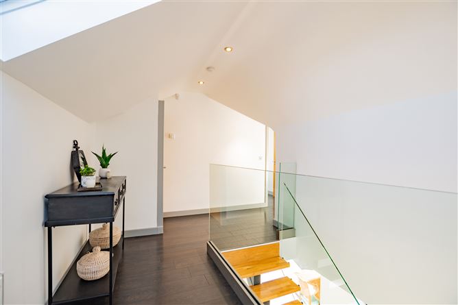 Tuitestown, Crookedwood, Mullingar, Co. Westmeath