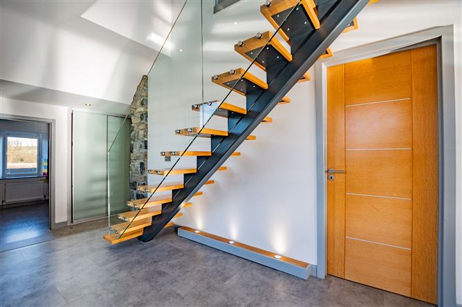 Tuitestown, Crookedwood, Mullingar, Co. Westmeath