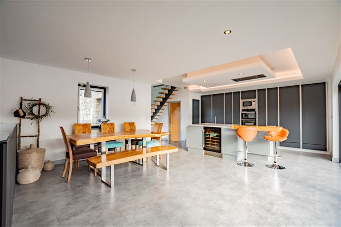 Tuitestown, Crookedwood, Mullingar, Co. Westmeath