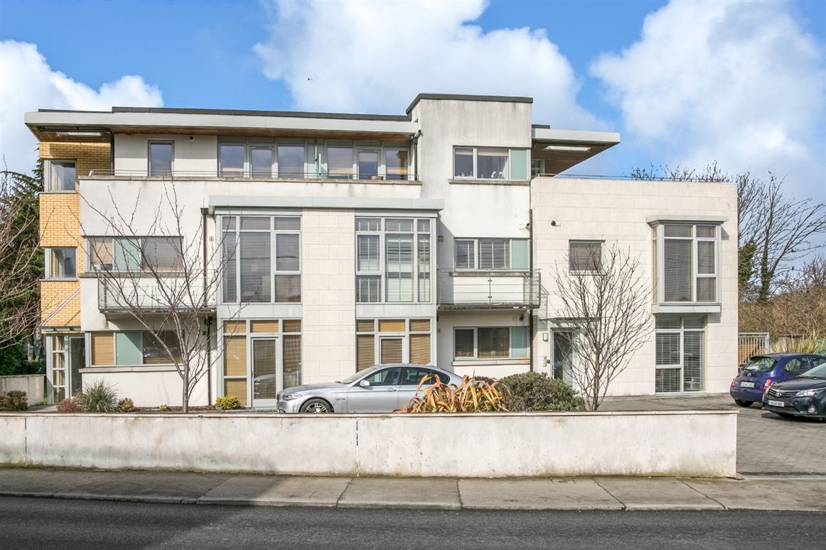 8 Leader Hall, Booterstown Avenue, Blackrock, Co. Dublin