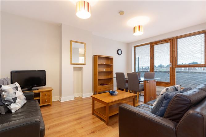8 Leader Hall, Booterstown Avenue, Blackrock, Co. Dublin