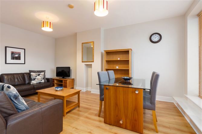 8 Leader Hall, Booterstown Avenue, Blackrock, Co. Dublin