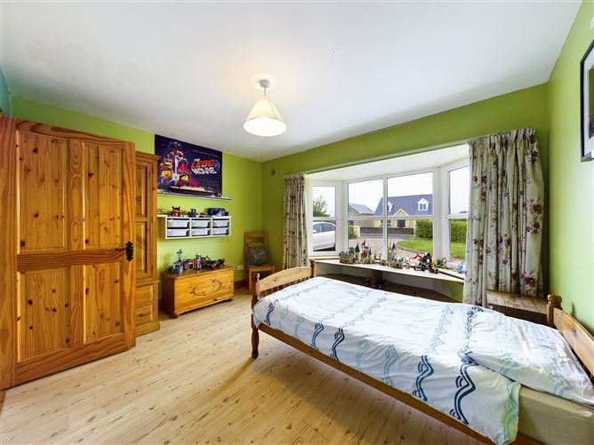 6 West Coast View, Annagh, Miltown Malbay, Co. Clare.