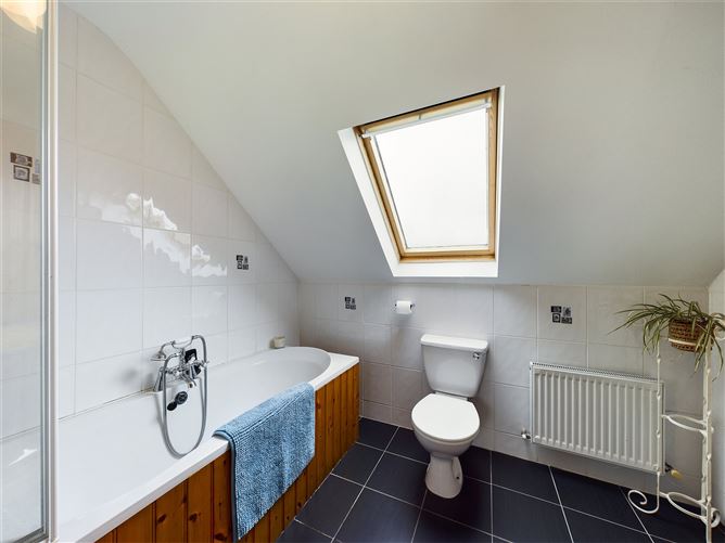 6 West Coast View, Annagh, Miltown Malbay, Co. Clare.