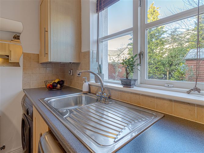 33 The Green, Cnoc Na Greine, Kilcullen, Kildare