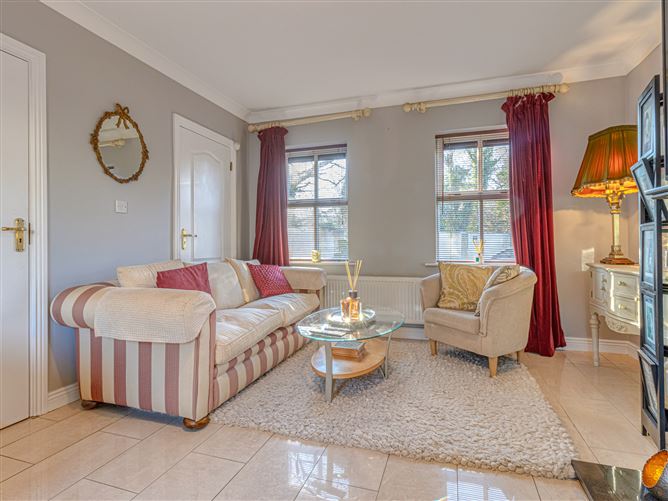 33 The Green, Cnoc Na Greine, Kilcullen, Kildare